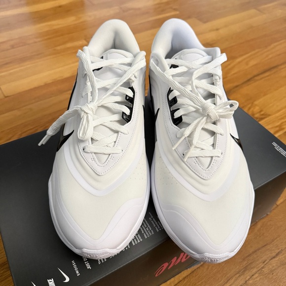 Nike A'One Women's Size 15/Men’s Size 13.5 White/Black-White HQ8500 100 - Picture 5 of 6